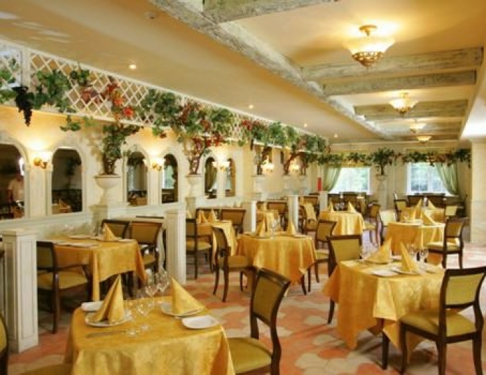 Итальянская траттория «Сан-Ремо» - Отель Foresta Festival Park / Фореста Фестиваль Парк